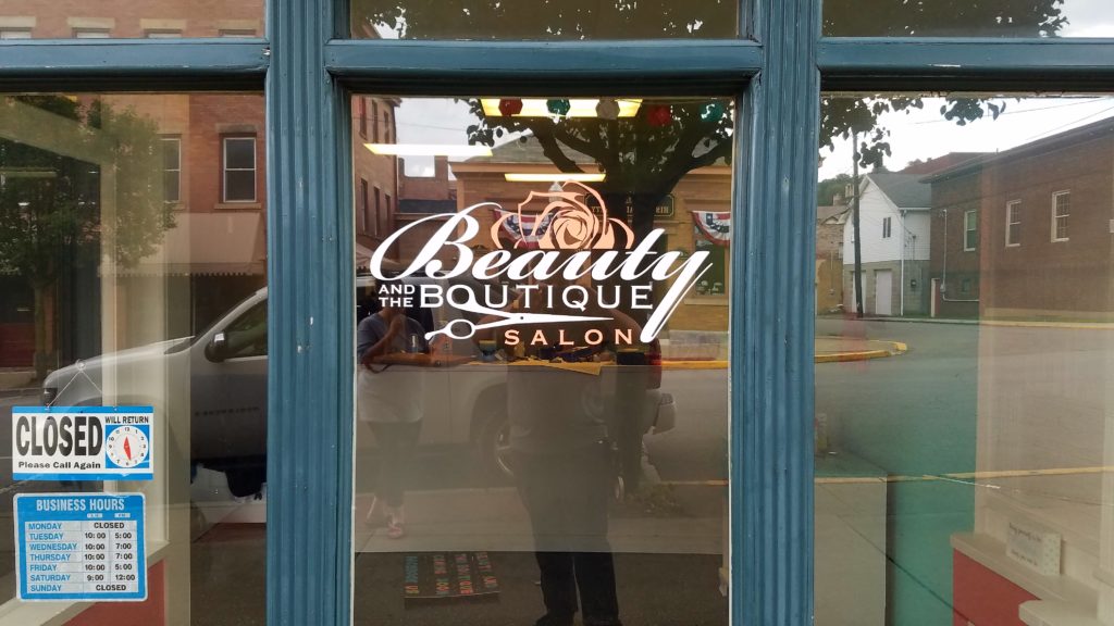 beauty-boutique-window